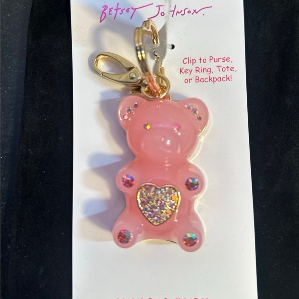 NIB Betsey Johnson Crystal Giant Pink Resin Gummy Bear Handbag Charm - Picture 2 of 5